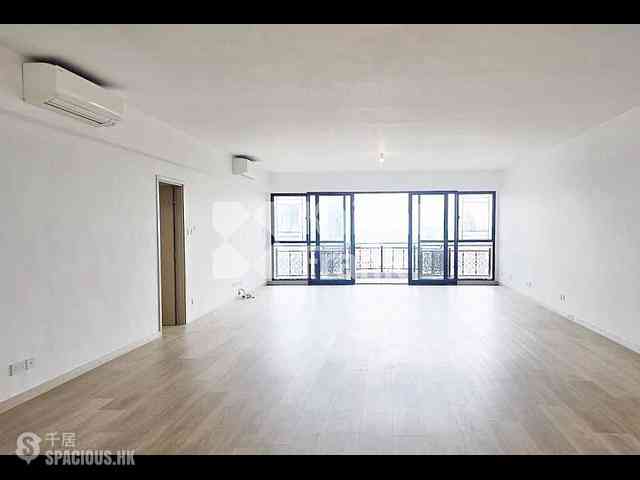Mid Levels Central - Clovelly Court 02