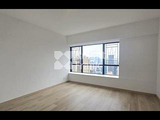 Mid Levels Central - Clovelly Court 03