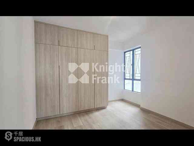 Mid Levels Central - Clovelly Court 04