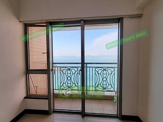 Kennedy Town - The Merton Tower 2 04