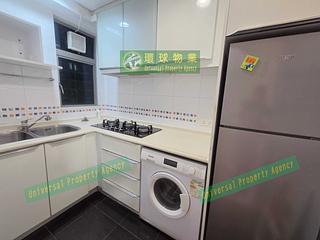 Kennedy Town - The Merton Tower 3 07