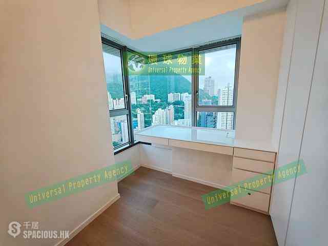 Kennedy Town - The Merton Tower 3 10