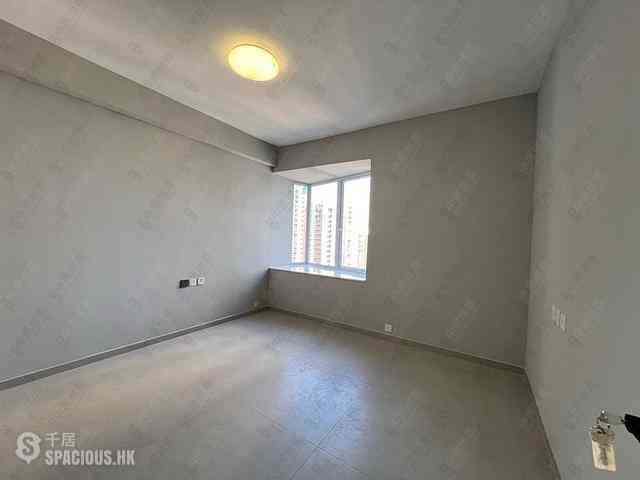 Mid Levels Central - Tregunter Tower 3 05