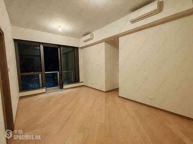 Wong Chuk Hang - The Southside Phase 1 Southland Tower 2A 01