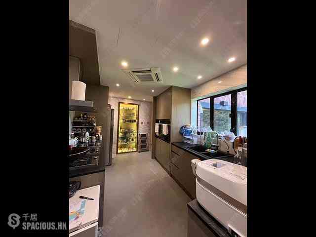 Repulse Bay - Ruby Court 03