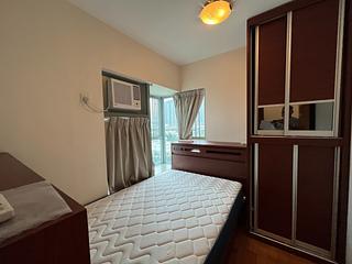 Tung Chung - Seaview Crescent Block 5 07