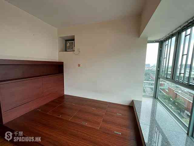 Tung Chung - Seaview Crescent Block 5 05