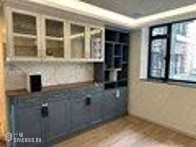 Mid Levels Central - The Grand Panorama Block 1 03