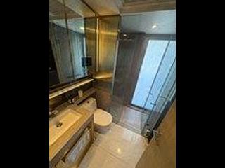 Sai Ying Pun - King's Hill 05