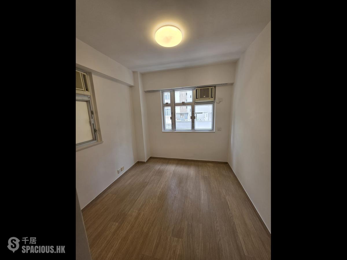 Sai Ying Pun - Hang Sing Mansion 01