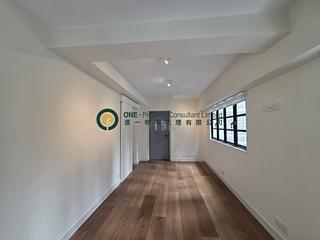 Soho - Winly Building 02