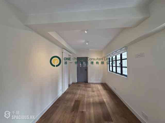 Soho - Winly Building 02