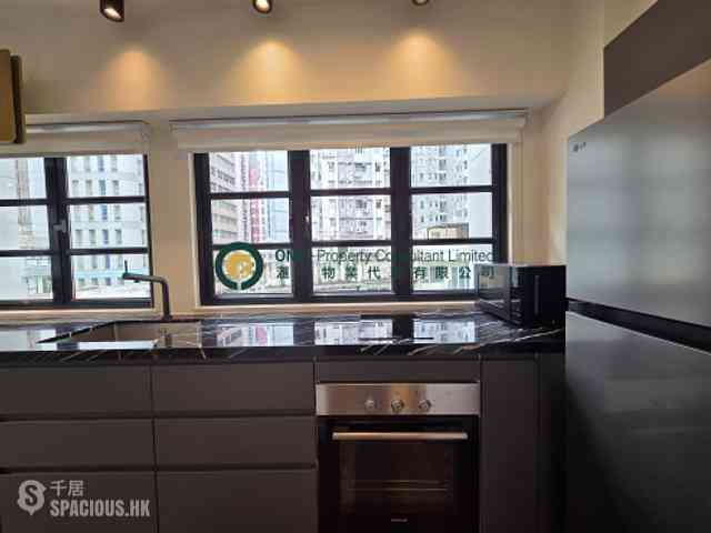 Soho - Winly Building 03