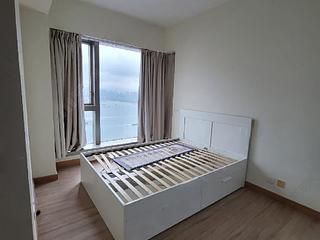 Sai Ying Pun - Island Crest 03
