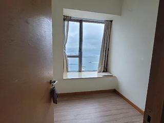 Sai Ying Pun - Island Crest 04