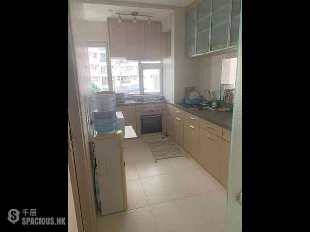Mid Levels Central - Botanic Terrace Block B 07