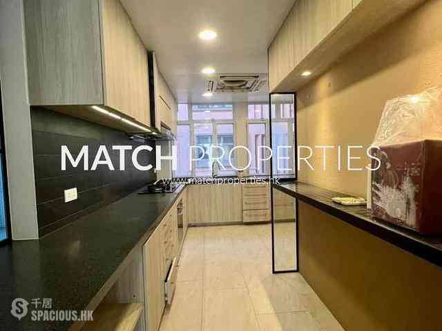 Pok Fu Lam - 18-24, Bisney Road 05