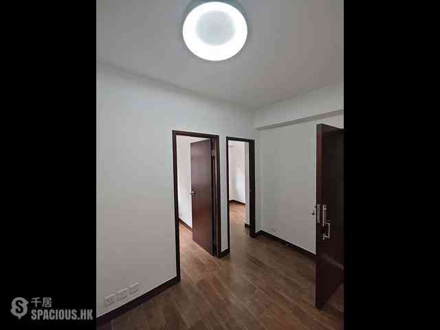 Sheung Wan - Shing Wan Building 06