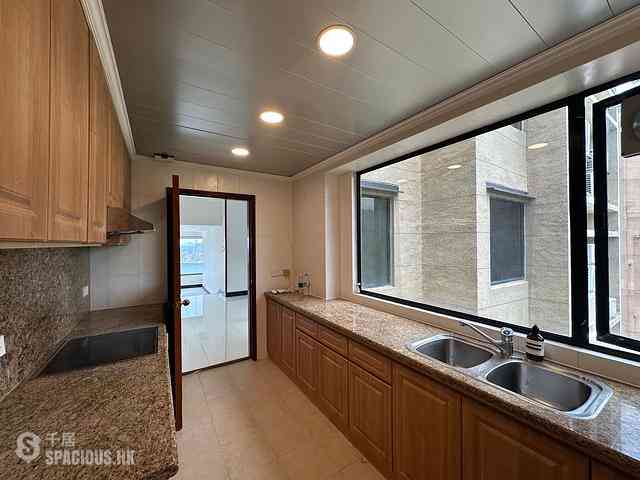 Repulse Bay - Pine Crest 05