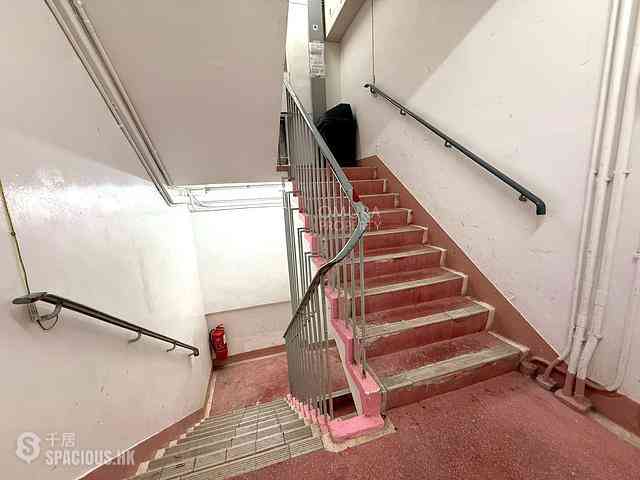 Sheung Wan - Kwong Yuen Lau 22