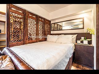 Poho - Silver Jubilee Mansion 02