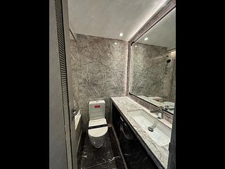 Wong Chuk Hang - The Southside Phase 3B Blue Coast Tower 2A 09