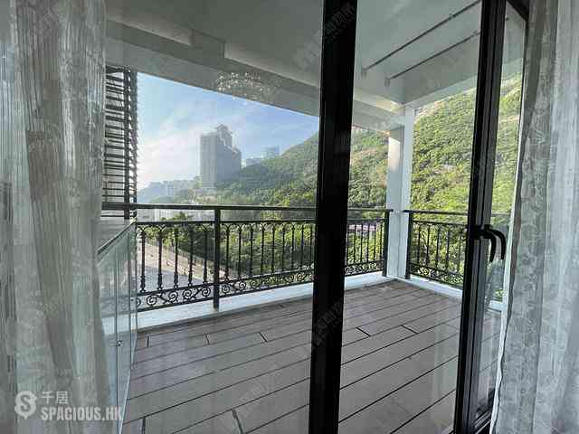 Repulse Bay - South Bay Villas 01