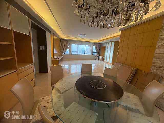Mid Levels Central - Birchwood Place 04