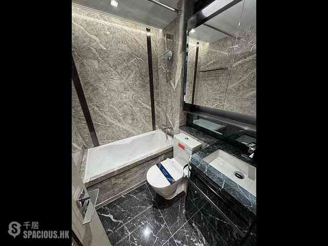 Wong Chuk Hang - The Southside Phase 3B Blue Coast Tower 2B 03
