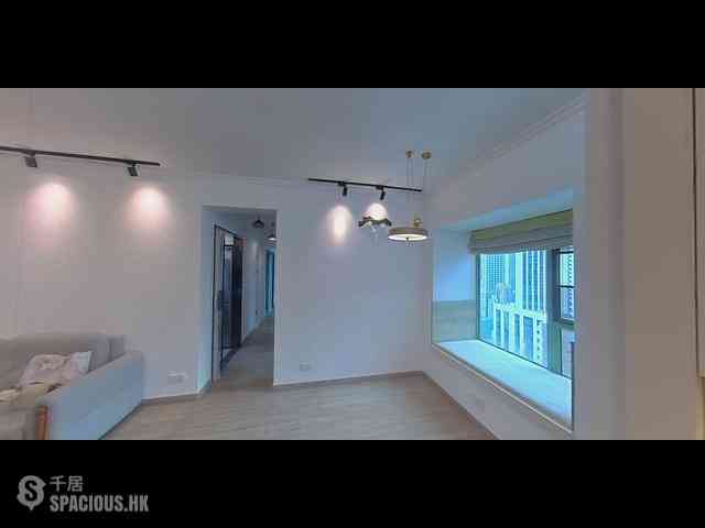 Wan Chai - Royal Court 10