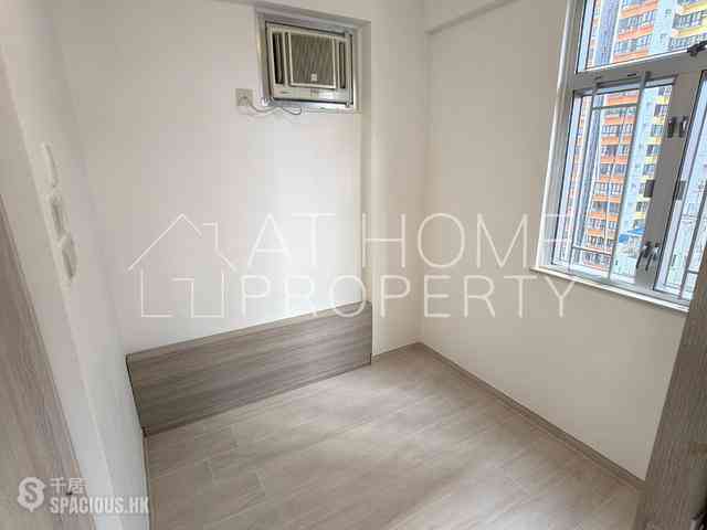 Kennedy Town - Kam Ho Court 04