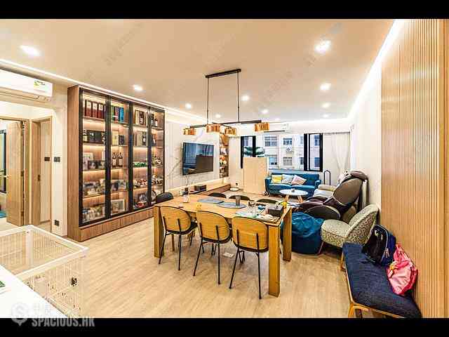 Mid Levels Central - Hong Lok Mansion 05