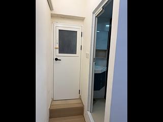 Mong Kok - Lee Man Building 14