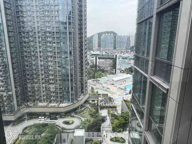 Wong Chuk Hang - The Southside Phase 3B Blue Coast 01