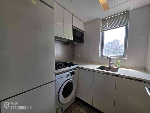 Soho - Centrepoint 04