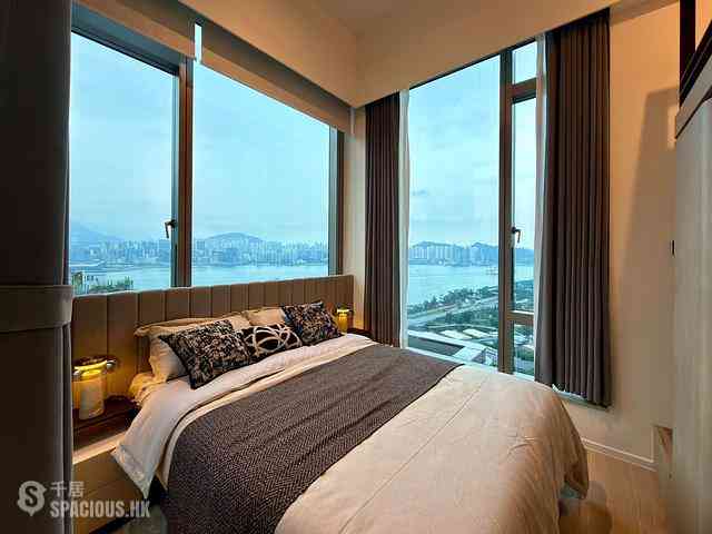 Quarry Bay - Finnie 14