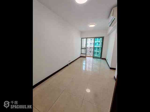 Kennedy Town - The Merton Tower 2 03