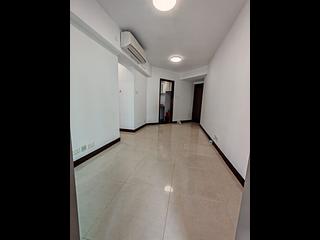 Kennedy Town - The Merton Tower 2 05