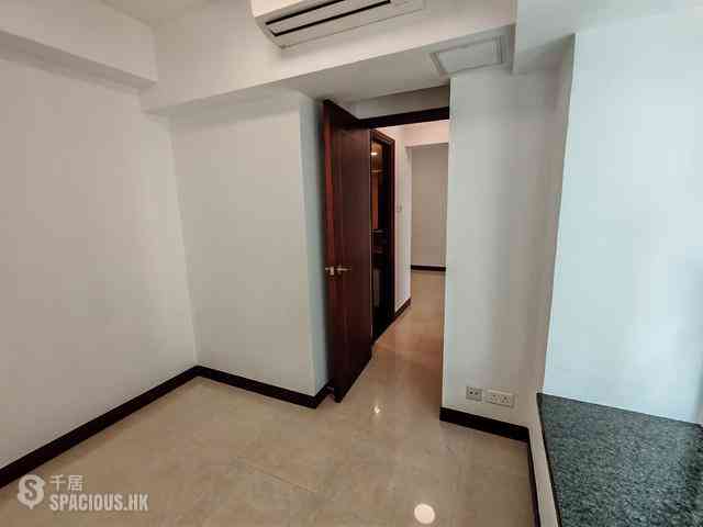 Kennedy Town - The Merton Tower 2 08