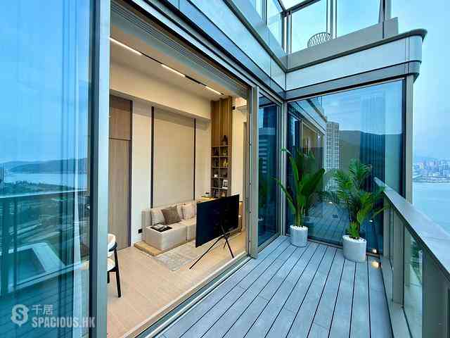 Quarry Bay - Finnie 03