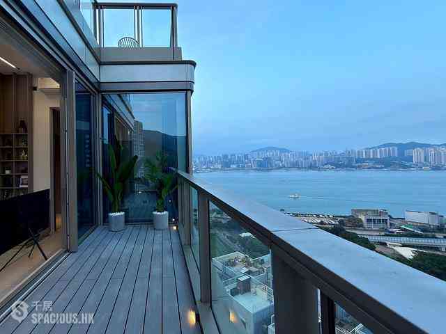 Quarry Bay - Finnie 06