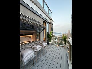 Quarry Bay - Finnie 09