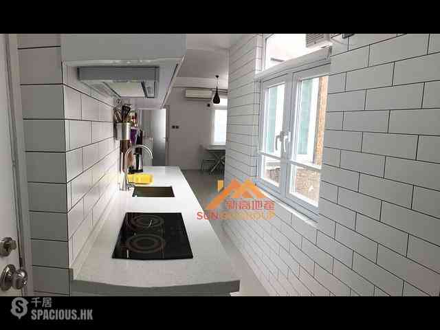 Sheung Wan - Kian Nan Mansion 06