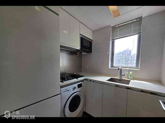Soho - Centrepoint 06