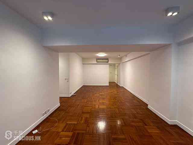 Mid Levels West - Skyline Mansion Block 2 03