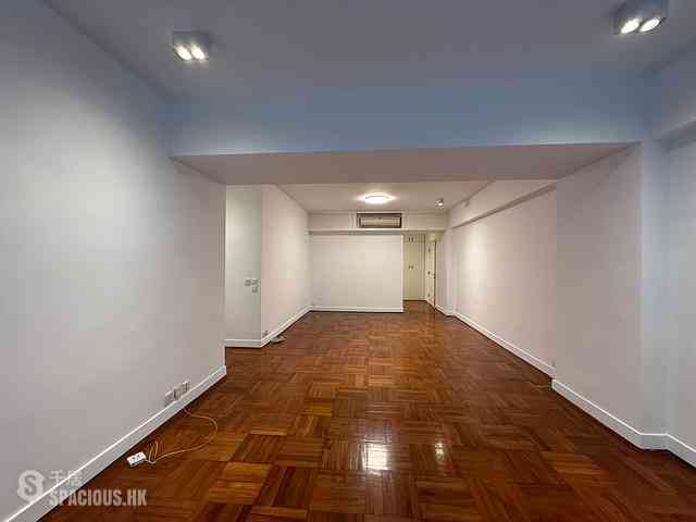 Mid Levels West - Skyline Mansion Block 2 04