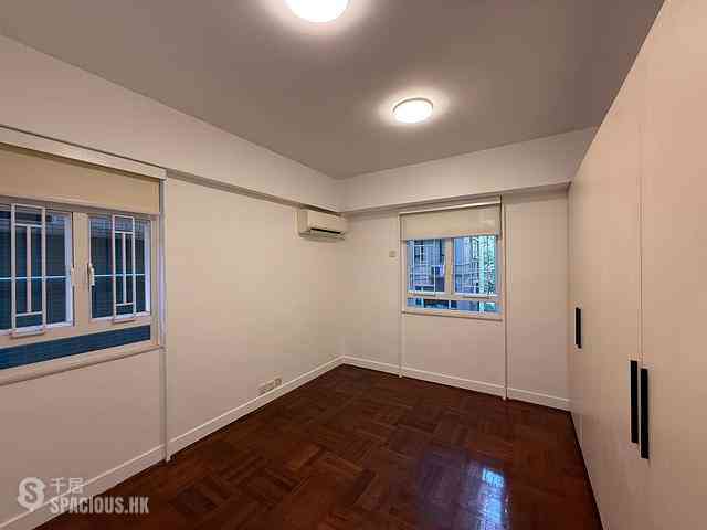 Mid Levels West - Skyline Mansion Block 2 11