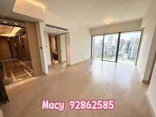 Mid Levels Central - 22A, Kennedy Road 04