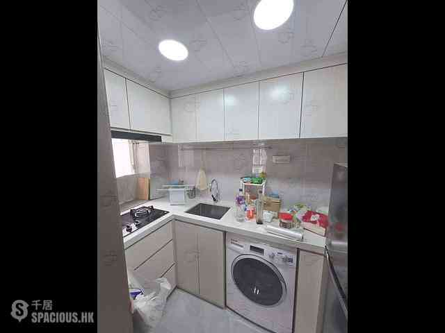 Quarry Bay - Nan Fung Sun Chuen Block 4 02