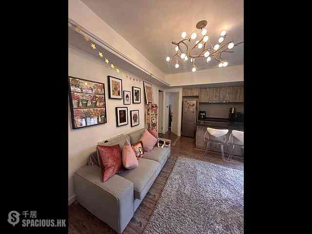 Wan Chai - Pao Woo Mansion 02